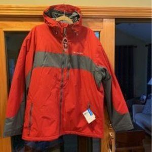 Mens Clumbia ski jacket  XL new, Red